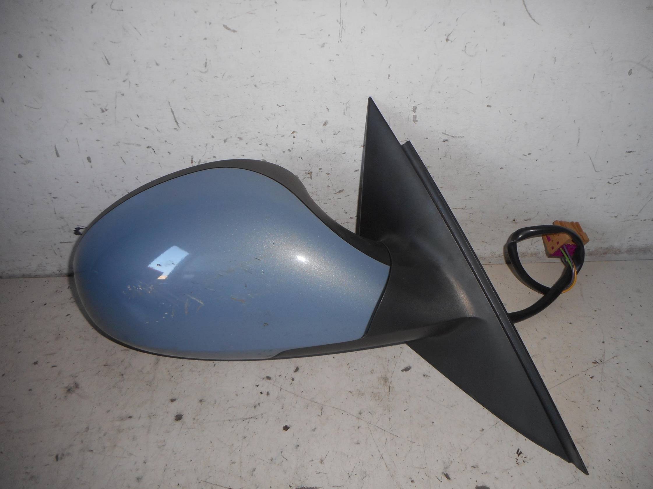 Retrovisore est. regolaz. elettr. dx.